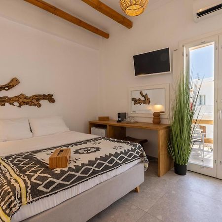 Parosquare Central Suites Екстериор снимка