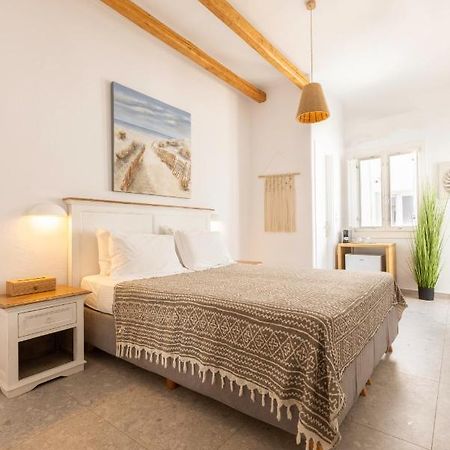 Parosquare Central Suites Екстериор снимка