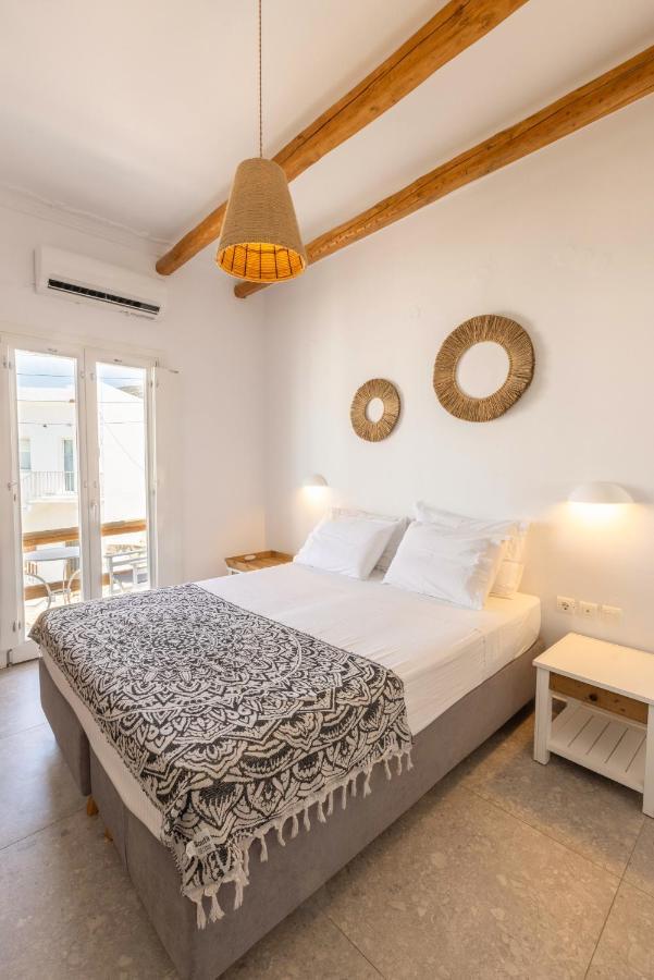 Parosquare Central Suites Екстериор снимка