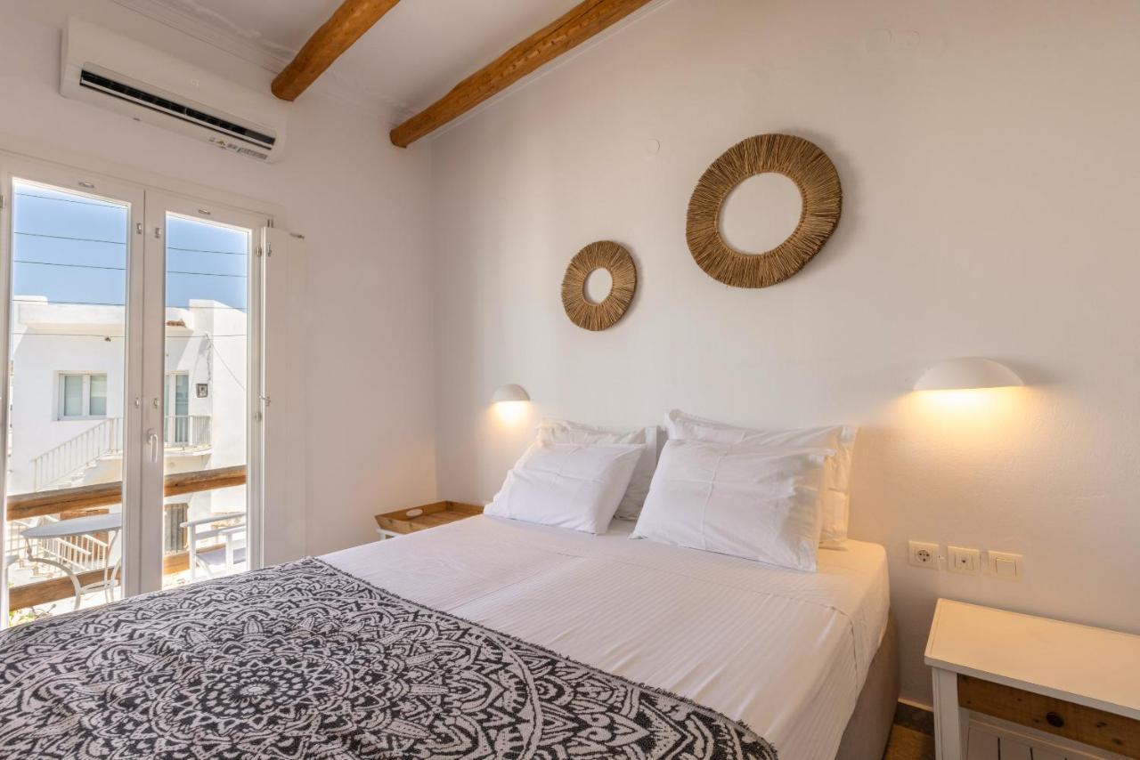 Parosquare Central Suites Екстериор снимка