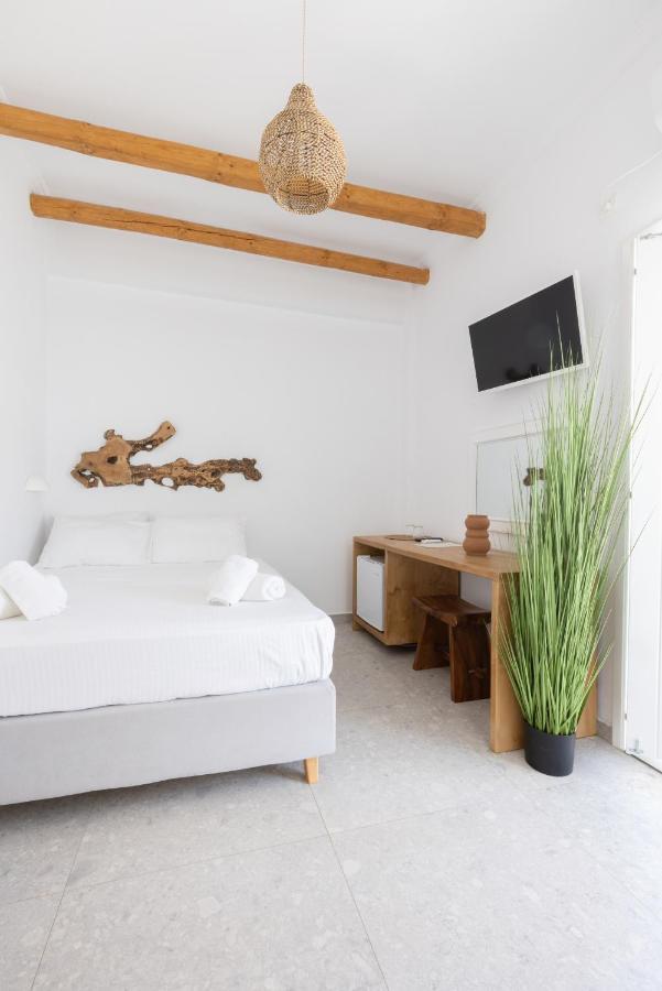 Parosquare Central Suites Екстериор снимка
